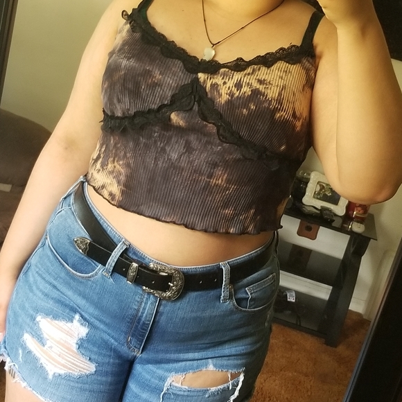 Cropped black & tan tie-dye cami from ROMWE - Picture 1 of 3